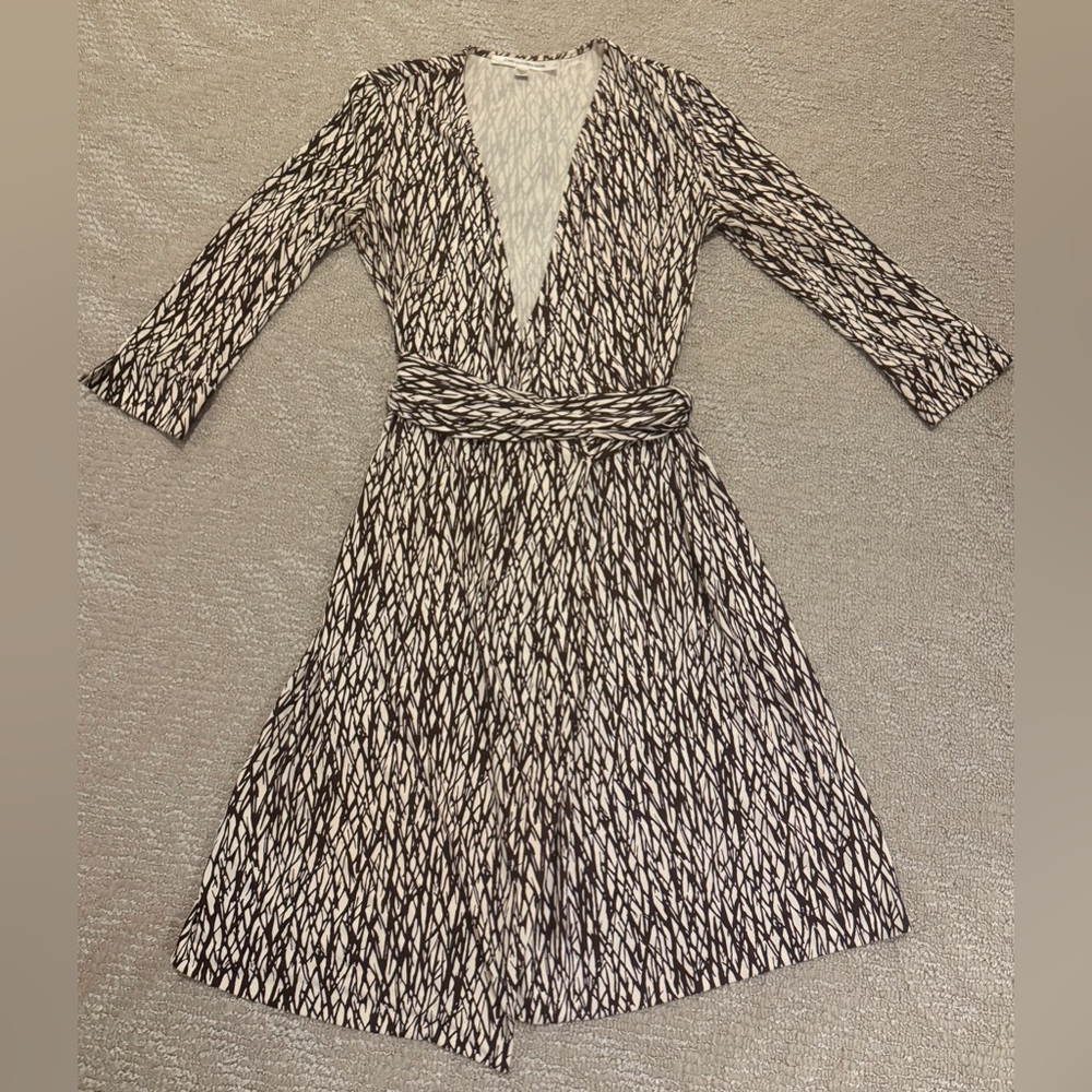 Diane Von Furstenberg Brown and White Wrap Dress